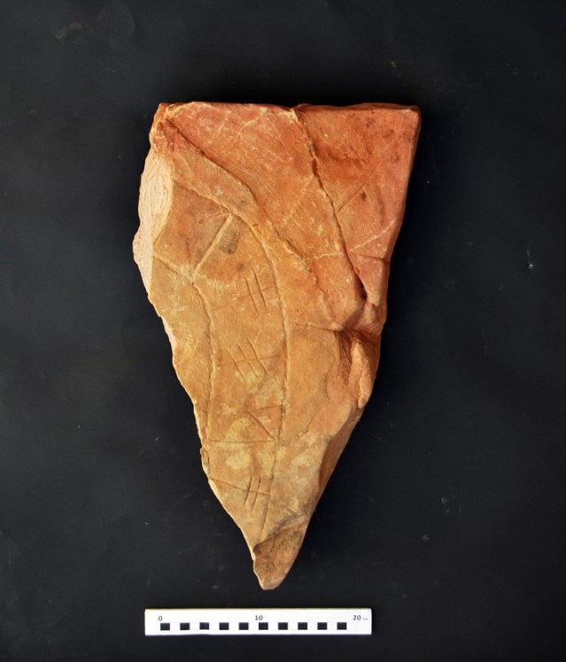 estela_escrita_sudoeste_salir