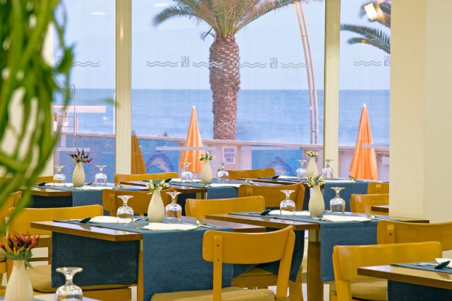 Dom José Beach Hotel