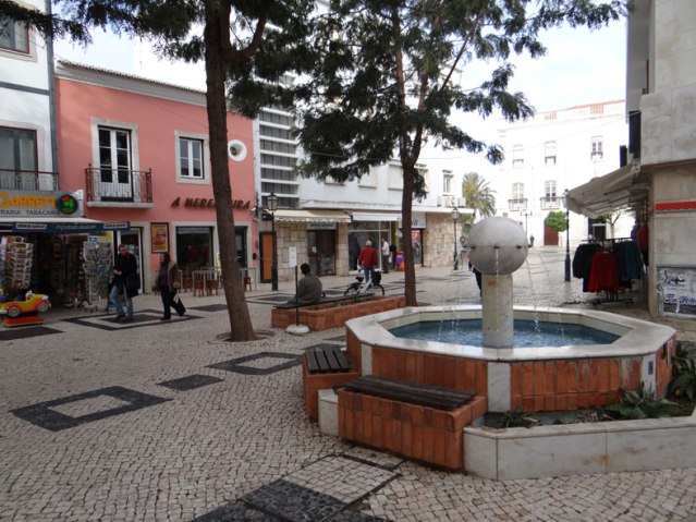 Foto que ilustra a capa de “Lagos Cidade Poesia – Verão 2014”