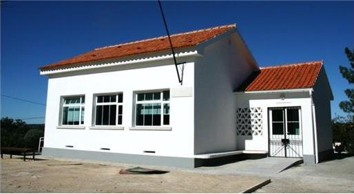 Centro de Convívio de Parises