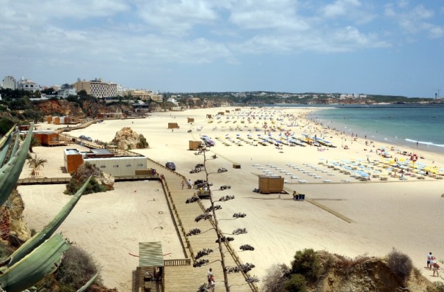 Praia da Rocha - Arquivo CMP