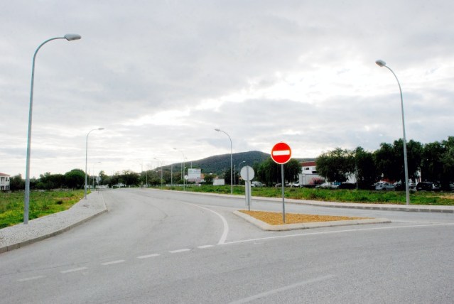EN396 entre as Zonas Industriais de Loulé