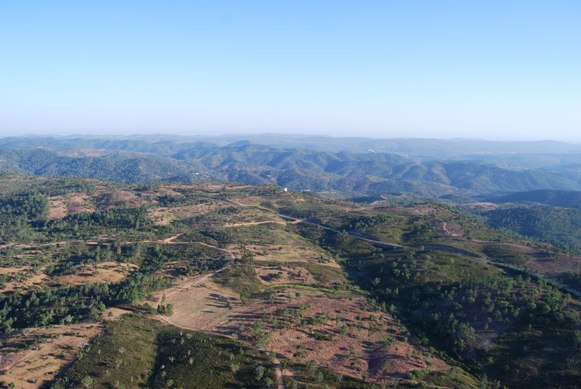 Serra do Caldeirão - Foto AAC - Associação dos Amigos da Cortelha