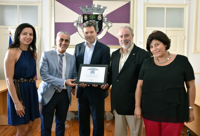 APAV atribuiu à autarquia de Loulé um “Certificado de Parceria”