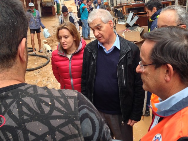 Deputado do BE, João Vasconcelos, de visita a Albufeira