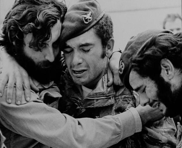 “Outro País”, primeira longa-metragem do realizador Sérgio Tréfaut